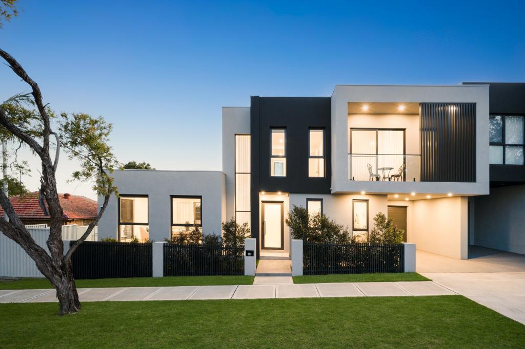 52 Macquarie St, Greenacre, NSW 2190