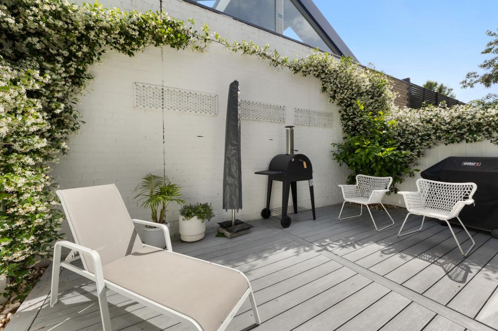 10/8 PROSPECT ST, PASCOE VALE, VIC 3044