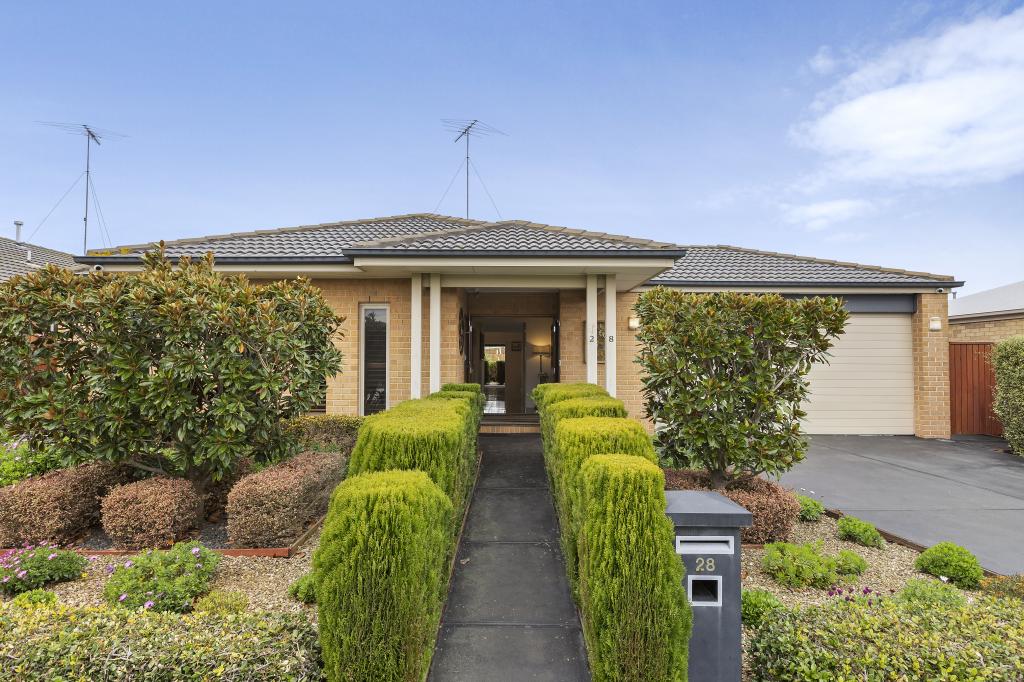 28 Yeoman Cres, Leopold, VIC 3224