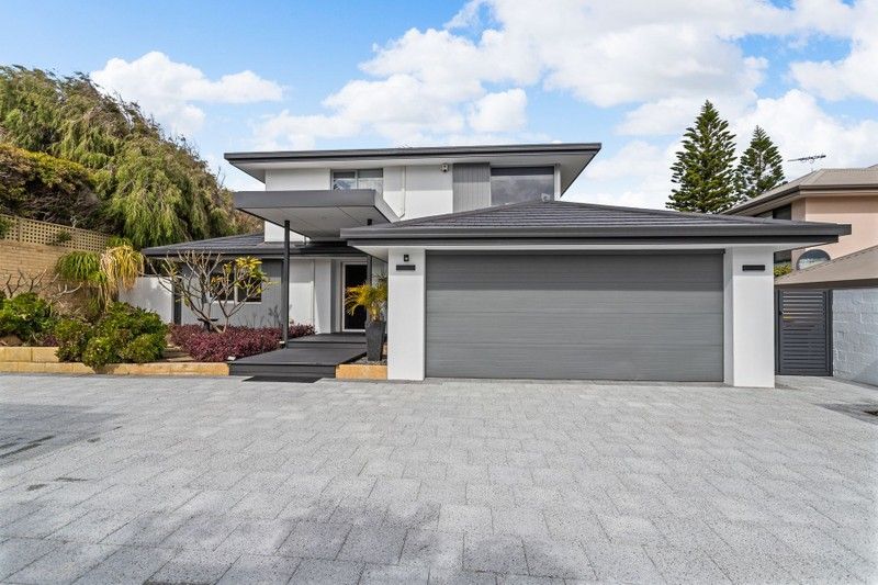 16 Margaret St, Watermans Bay, WA 6020