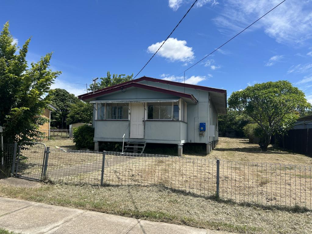 37 Cole St, Silkstone, QLD 4304