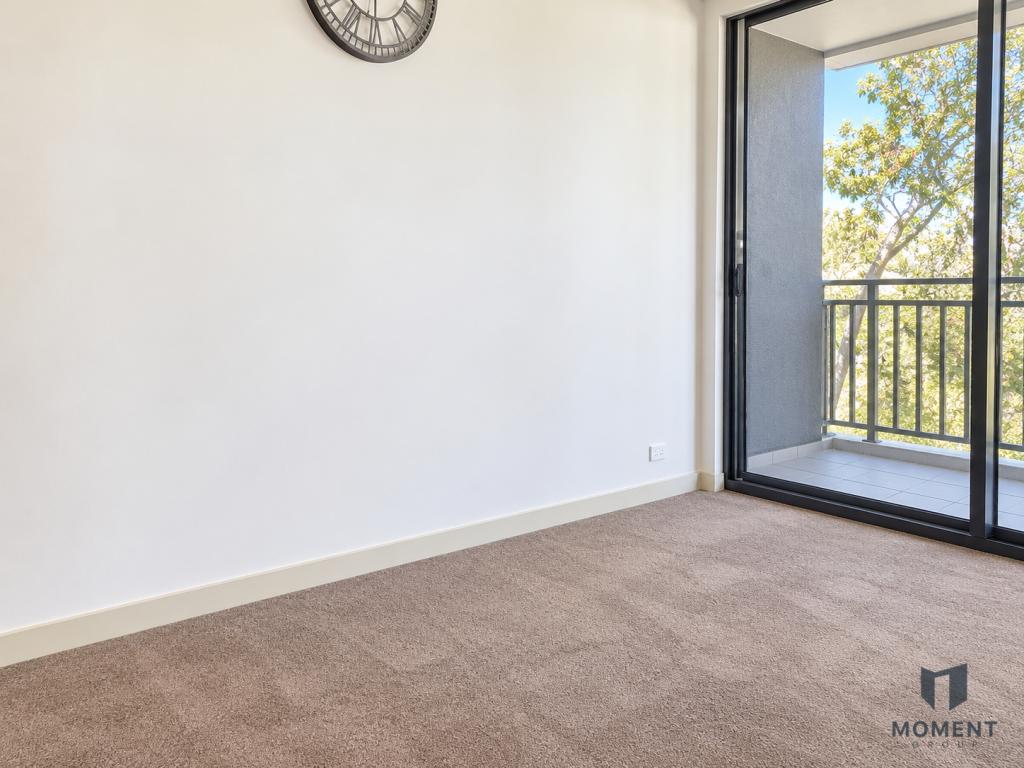 328/68 MT ALEXANDER RD, TRAVANCORE, VIC 3032