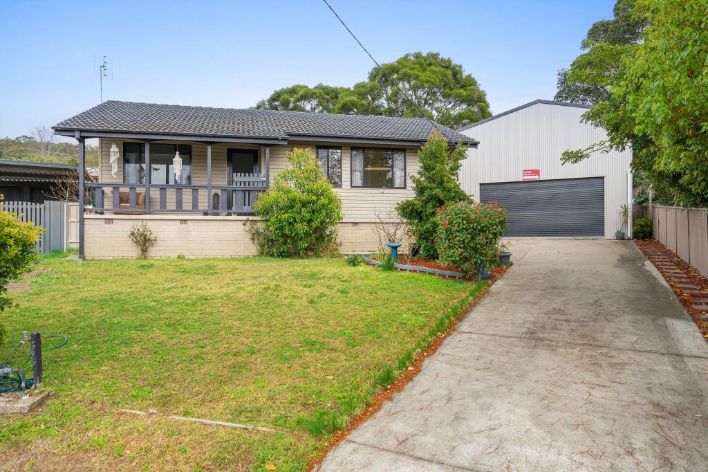4 Carinya Cl, Toronto, NSW 2283