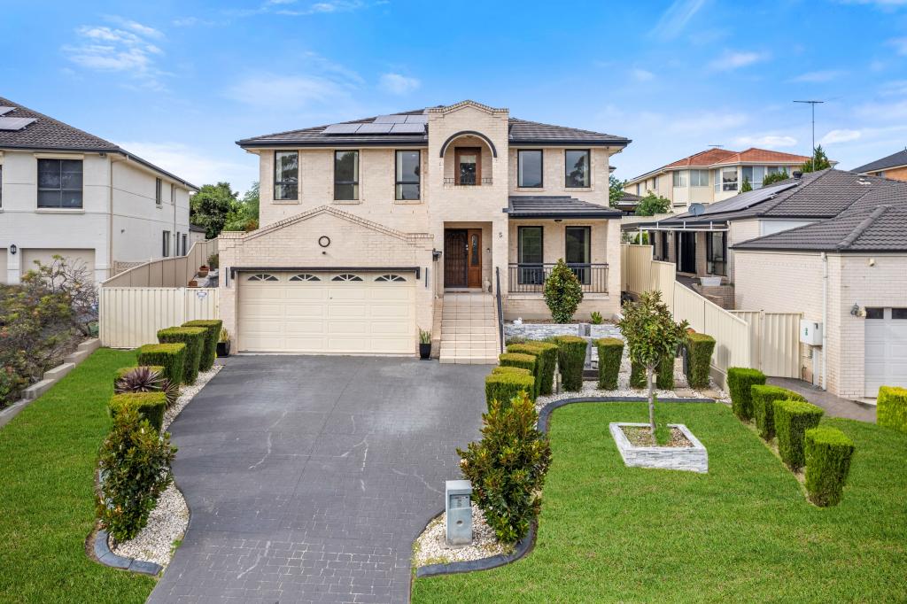 5 St Stephen Rd, Blair Athol, NSW 2560