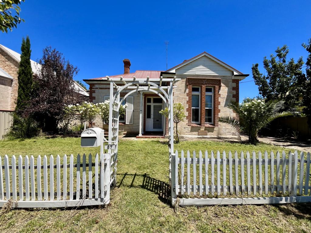 67 Mcleod St, Bordertown, SA 5268