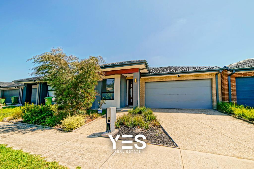 10 Gardenia Dr, Beaconsfield, VIC 3807