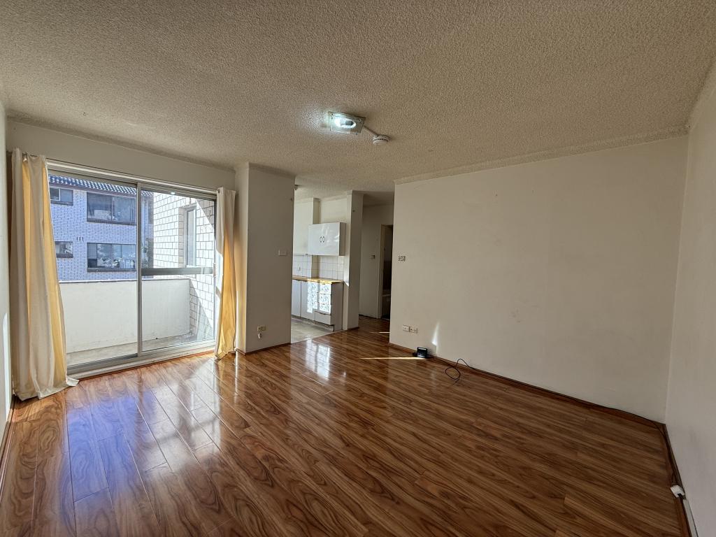 12/12-16 Goulburn St, Liverpool, NSW 2170