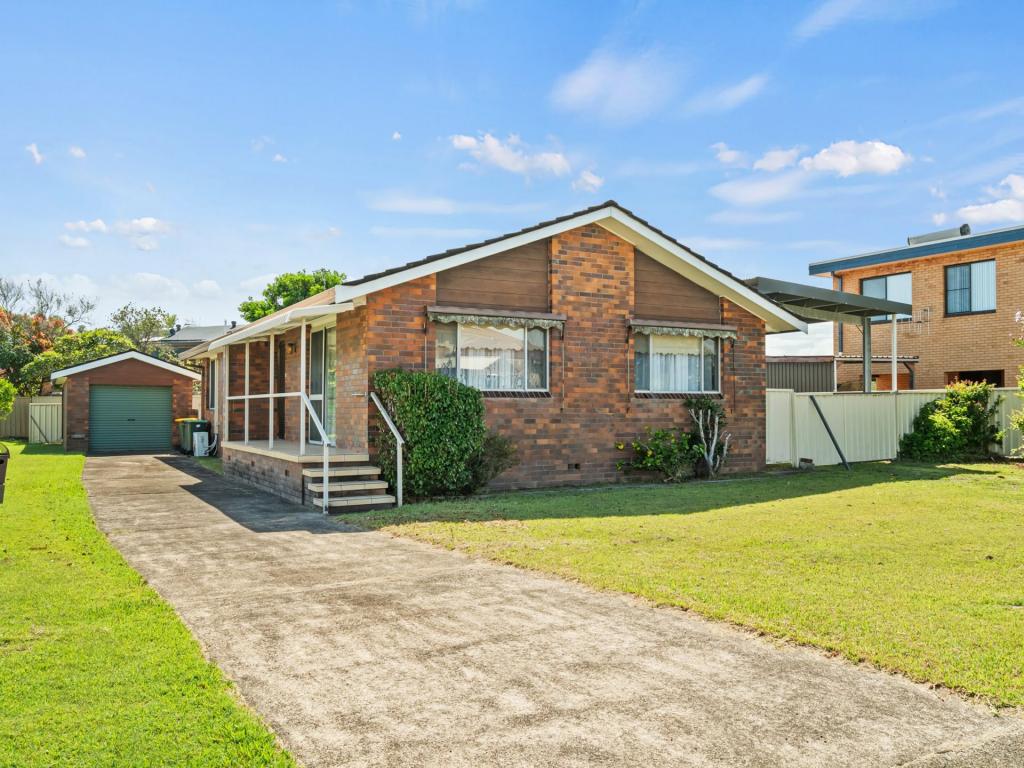 2 Bungulla Cl, Harrington, NSW 2427