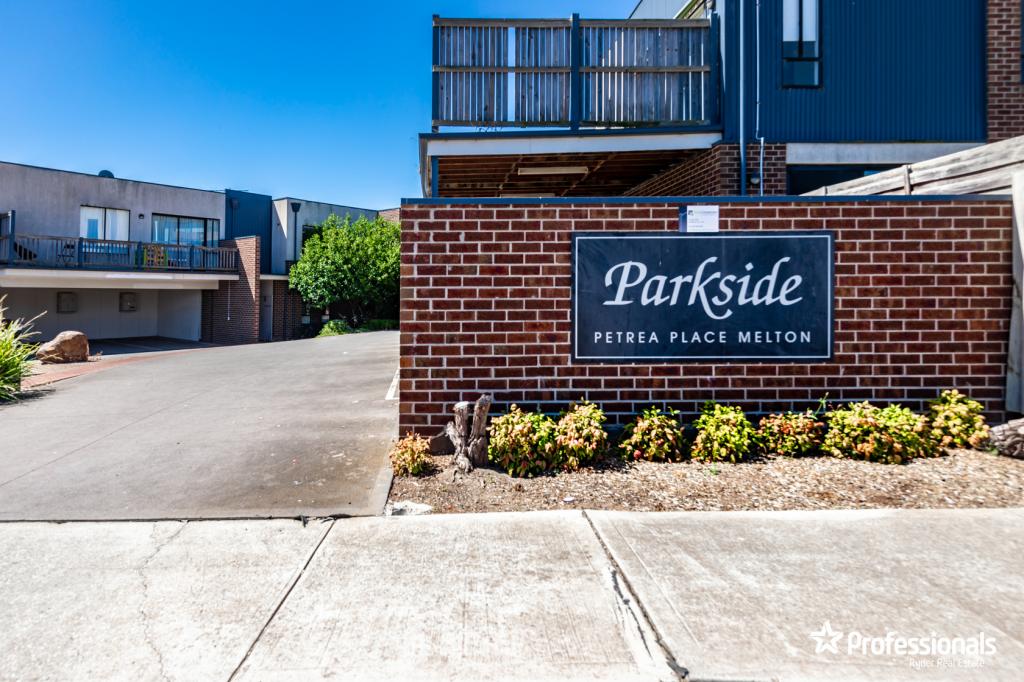 27/9 Petrea Pl, Harkness, VIC 3337