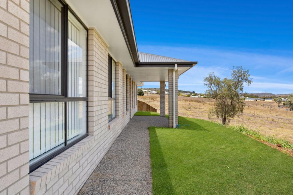 7 Cowarie Pl, Gowrie Junction, QLD 4352