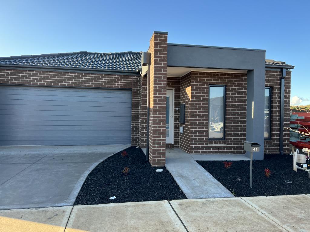 41 Joey Cres, Deanside, VIC 3336