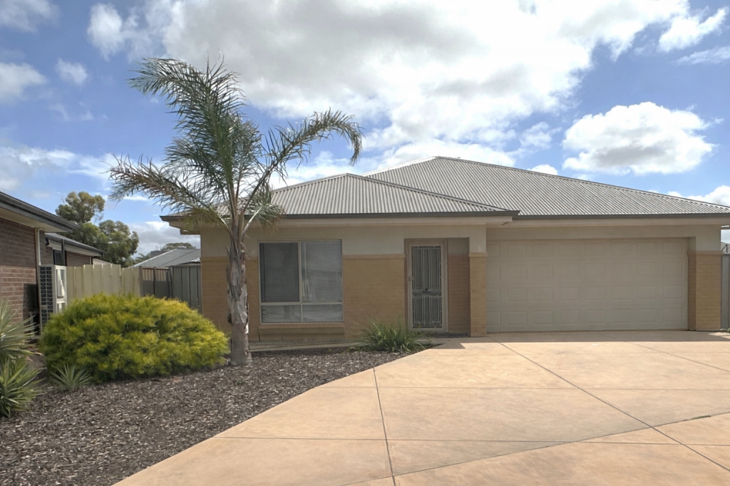 19 Tummel Cir, Whyalla Jenkins, SA 5609