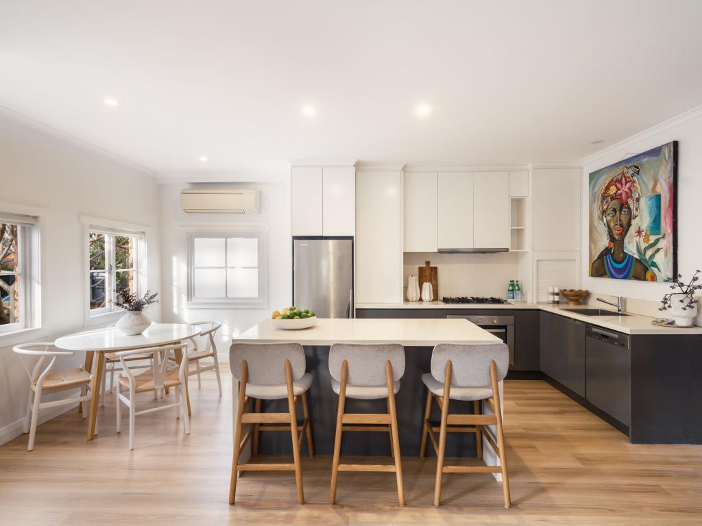 96 Wyadra Ave, Freshwater, NSW 2096