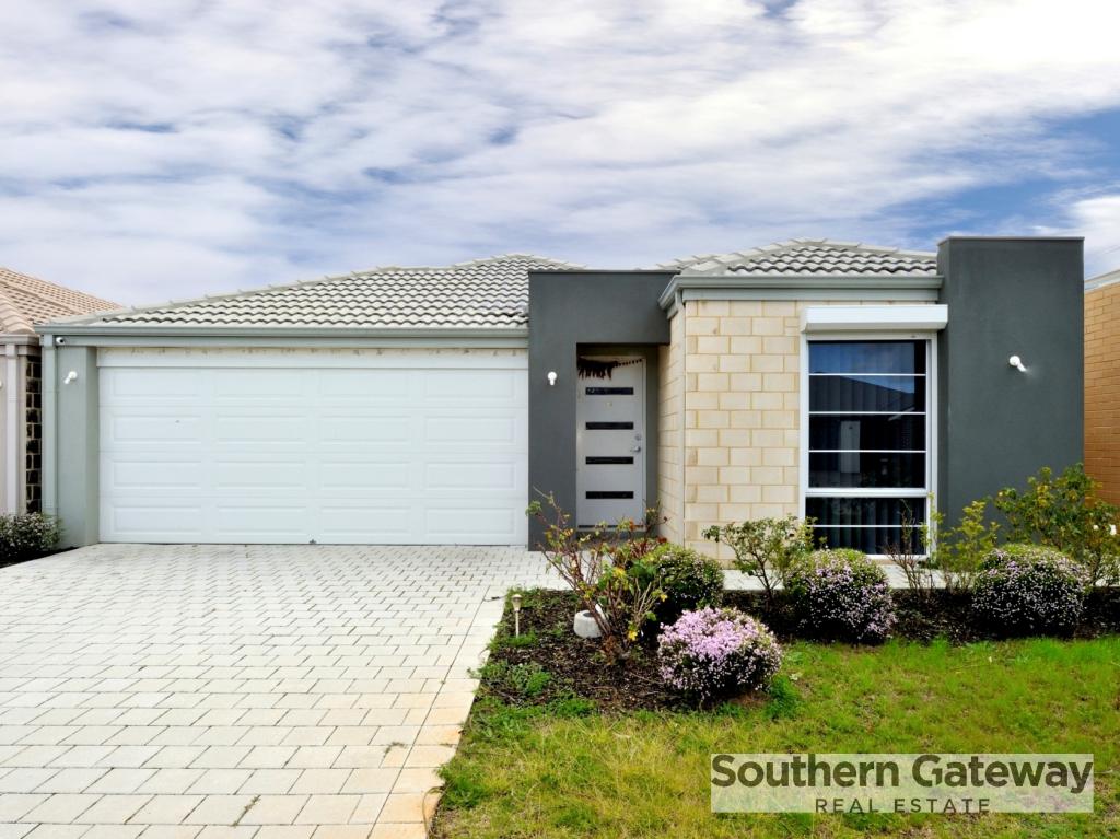 15 CRYSTAL TCE, WELLARD, WA 6170