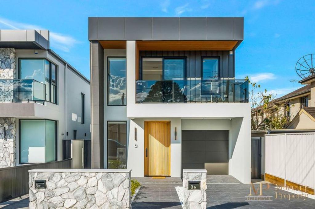 3B HINCHEN ST, GUILDFORD, NSW 2161