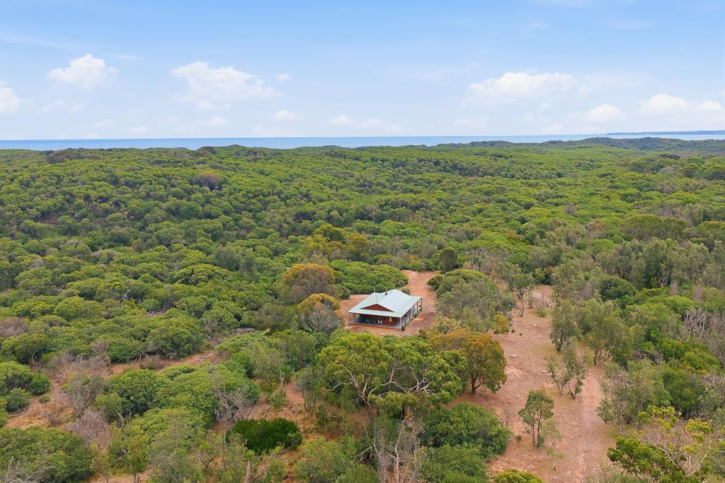 811 Lees Rd, Venus Bay, VIC 3956