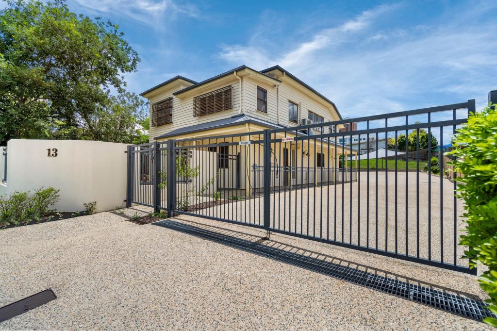 13 Pring St, Ipswich, QLD 4305