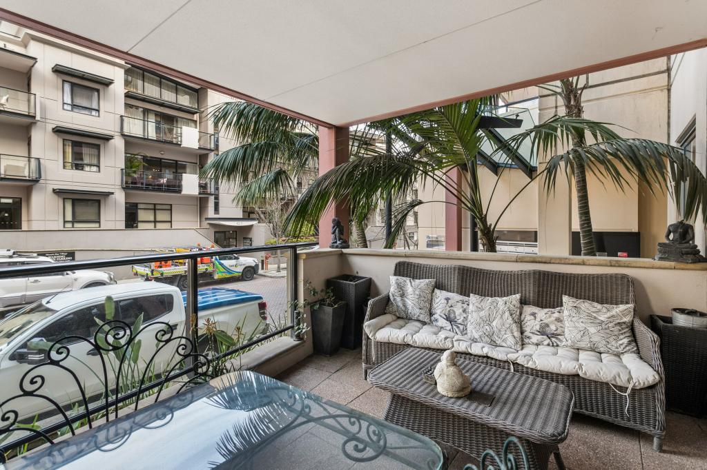 1/118 MOUNTS BAY RD, PERTH, WA 6000