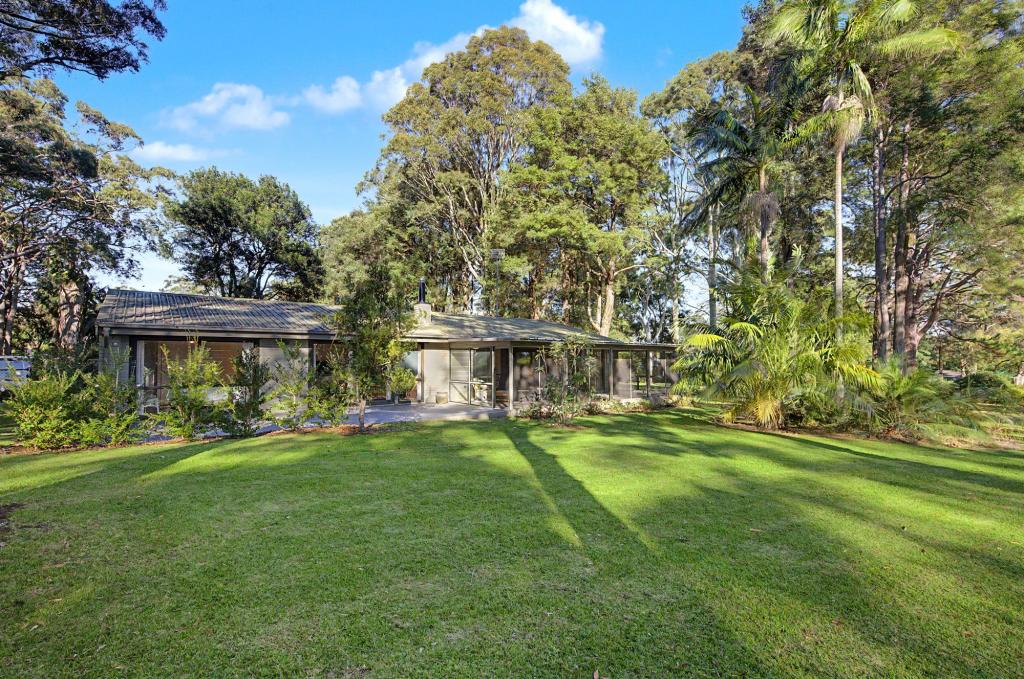 243 The Scenic Rd, Killcare Heights, NSW 2257