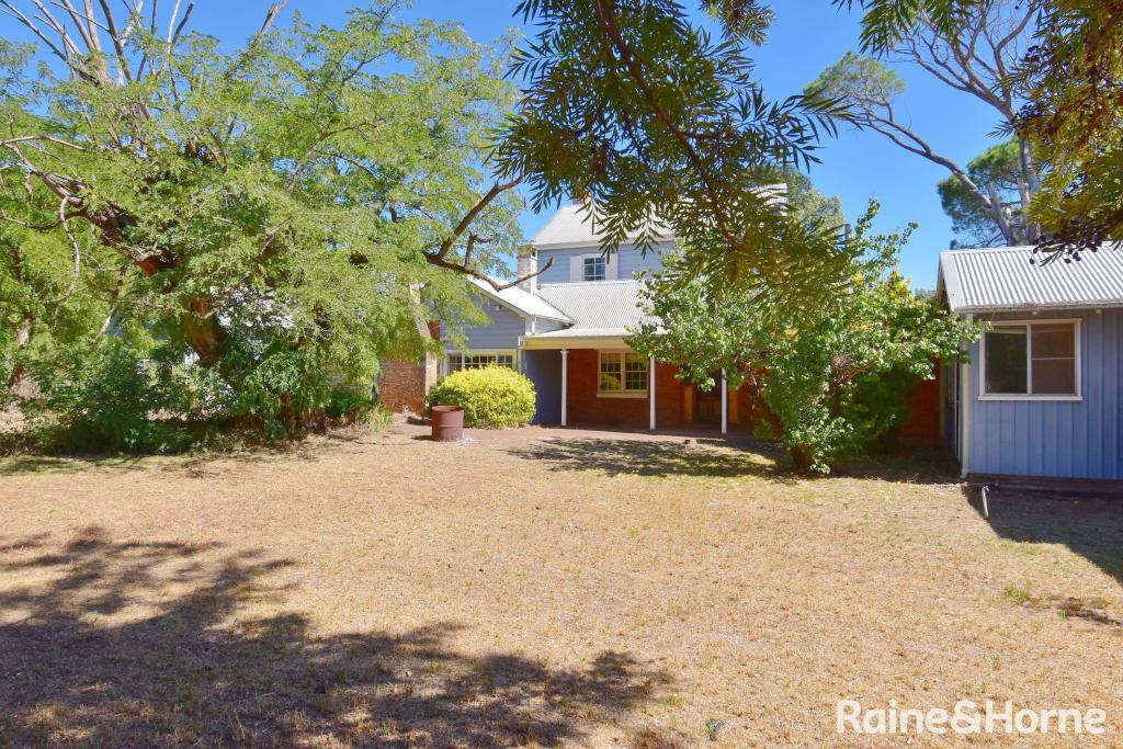 155 Falls Rd, Wellington, NSW 2820