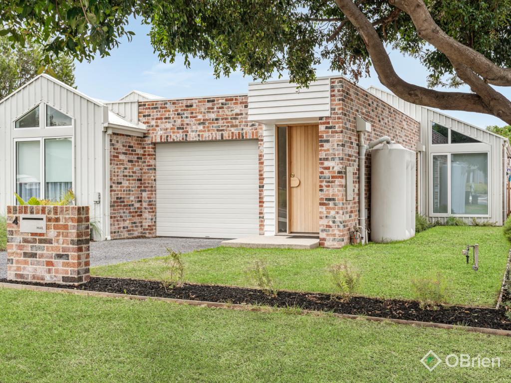 4 Barnett Ave, Carrum Downs, VIC 3201