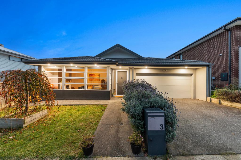 3 COALPORT RISE, OFFICER, VIC 3809