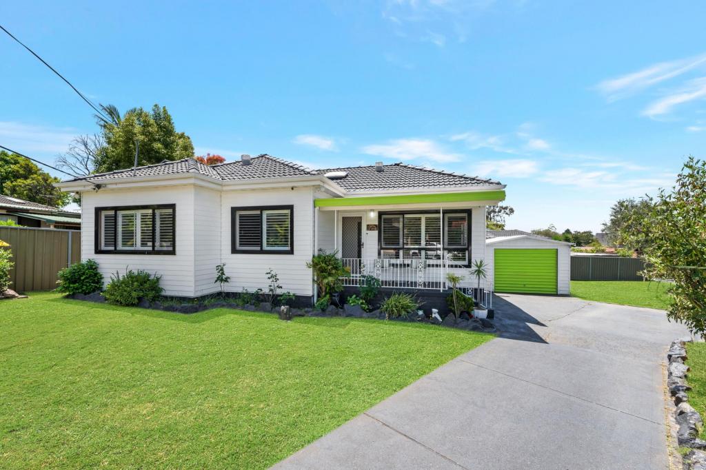 10 HILAND CRES, SMITHFIELD, NSW 2164