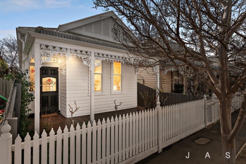 10 Thomson St, Seddon, VIC 3011