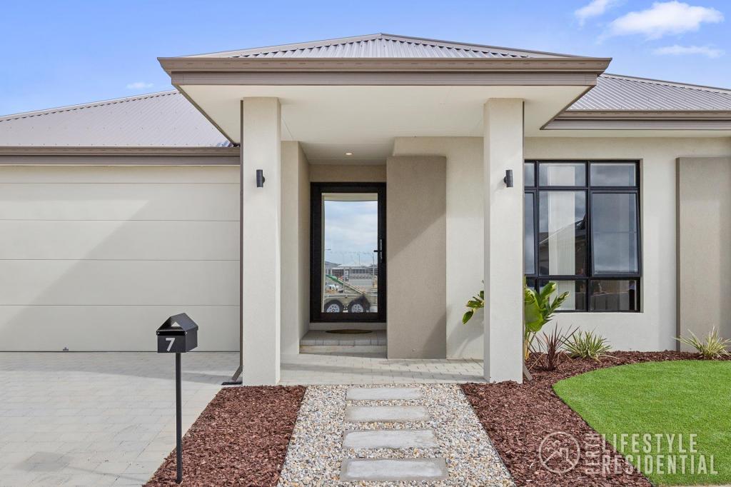 7 Moresby St, Yanchep, WA 6035