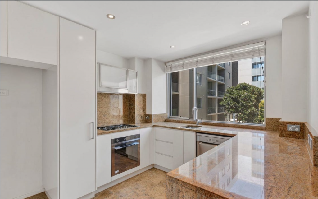 151/15 CORANDERRK ST, CITY, ACT 2601