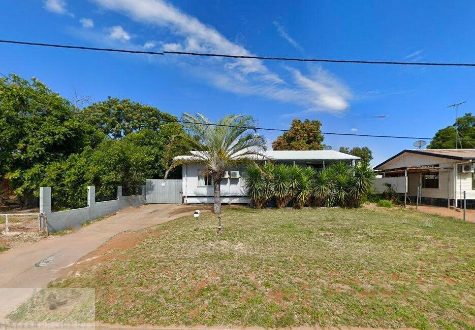 19 Lae St, Soldiers Hill, QLD 4825