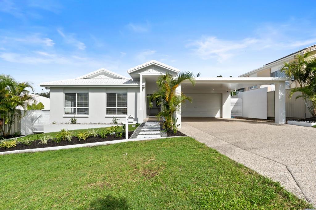 26 Snowwood St, Reedy Creek, QLD 4227