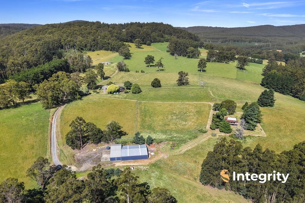 148 CHERRYS LANE, TOOLANGI, VIC 3777