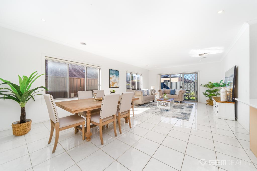 6 QUARTER ST, ROXBURGH PARK, VIC 3064