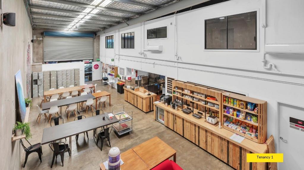 1 & 2/15 Rawlins Cct, Kunda Park, QLD 4556