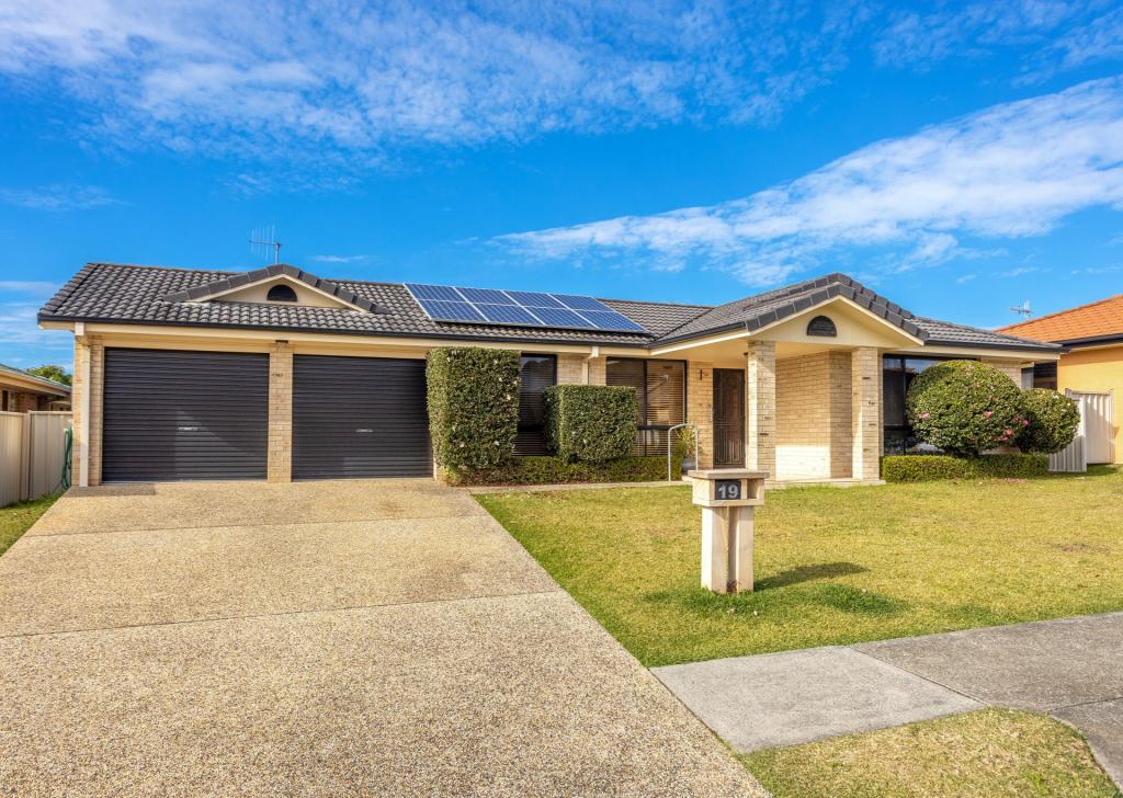 19 Bluehaven Dr, Old Bar, NSW 2430