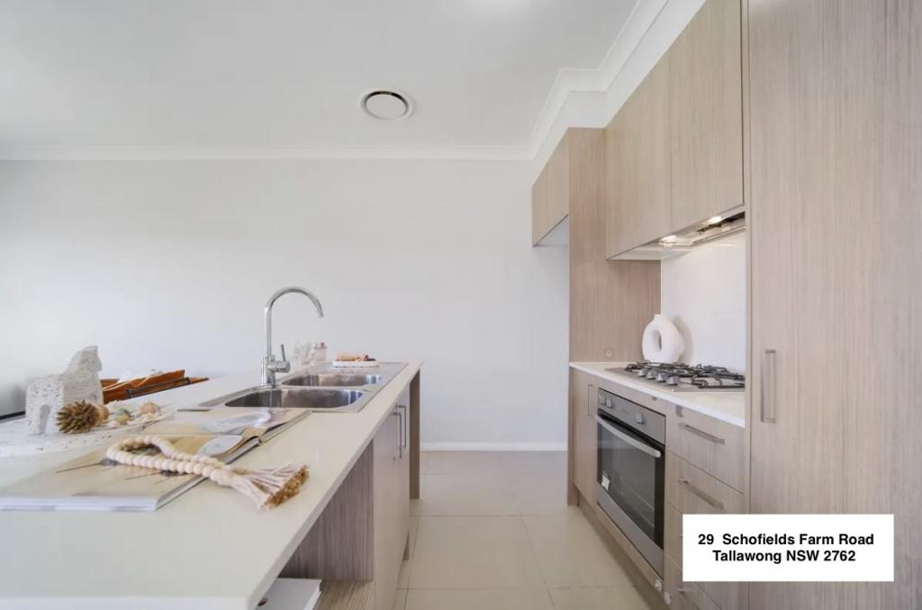 29 Schofields Farm Rd, Tallawong, NSW 2762