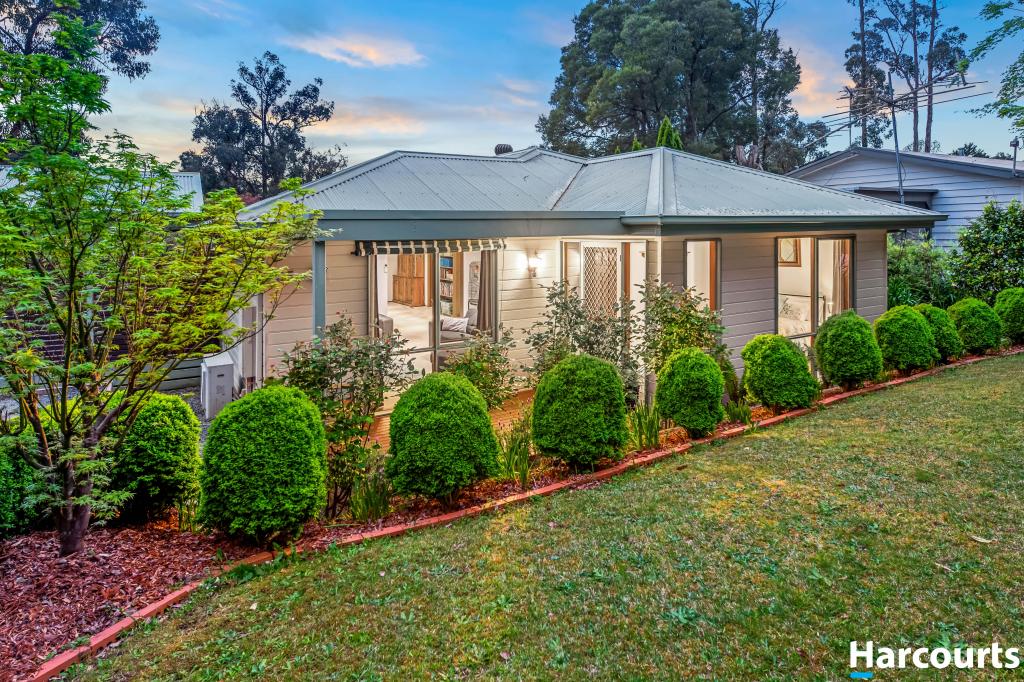 35 First Ave, Cockatoo, VIC 3781