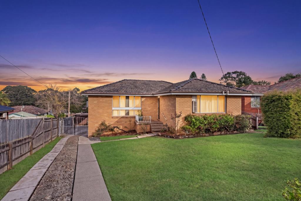 63 VALPARAISO AVE, TOONGABBIE, NSW 2146