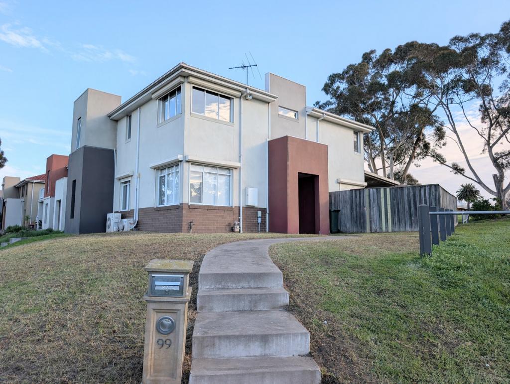 99 Ravenhill Bvd, Roxburgh Park, VIC 3064