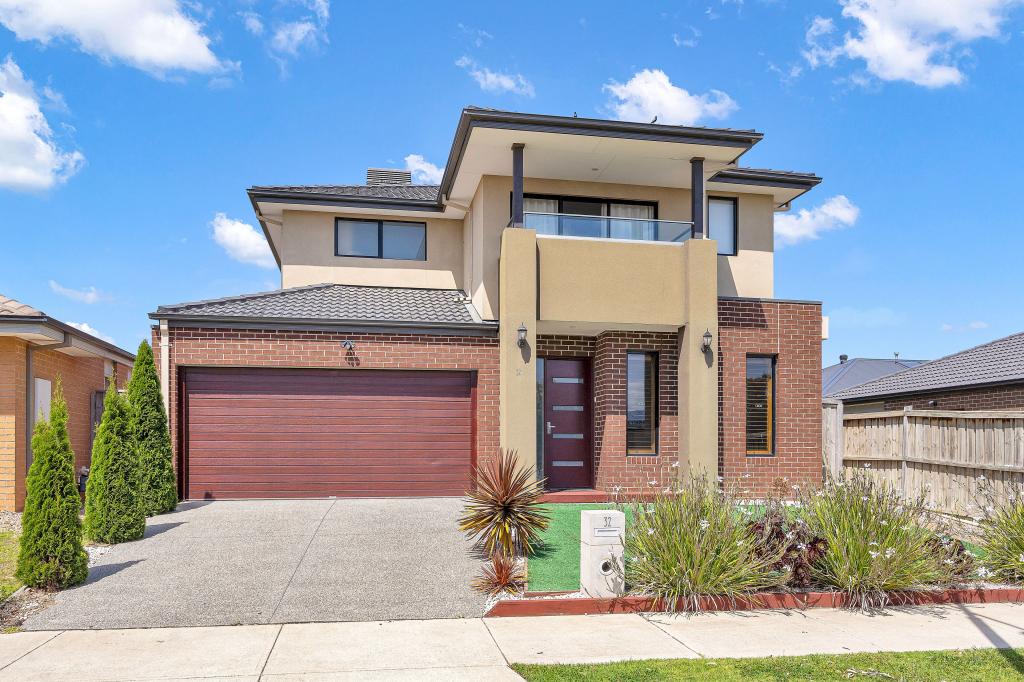 32 Anniversary Ave, Wyndham Vale, VIC 3024