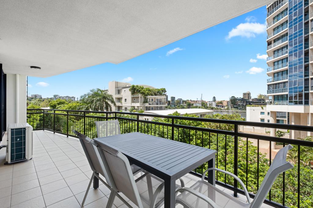 32/15 Goodwin St, Kangaroo Point, QLD 4169