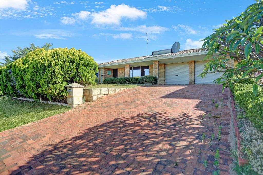 20 Melaleuca Tce, Halls Head, WA 6210