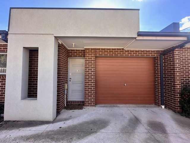 2/62 Tarneit Rd, Werribee, VIC 3030