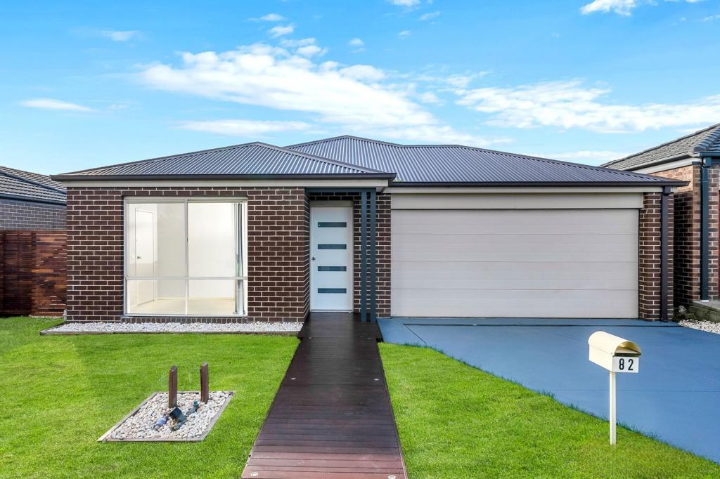 82 Everlasting Bvd, Cranbourne West, VIC 3977