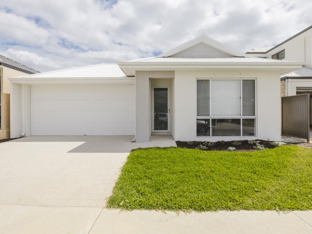 12 Bilbao Gr, Mindarie, WA 6030