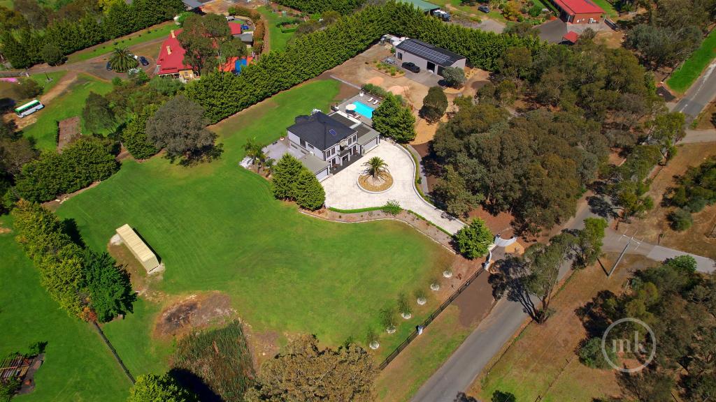 15 North Oatlands Rd, Yarrambat, VIC 3091