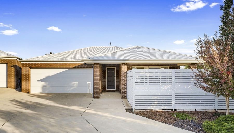 2/15 Muttama Pde, Gobbagombalin, NSW 2650