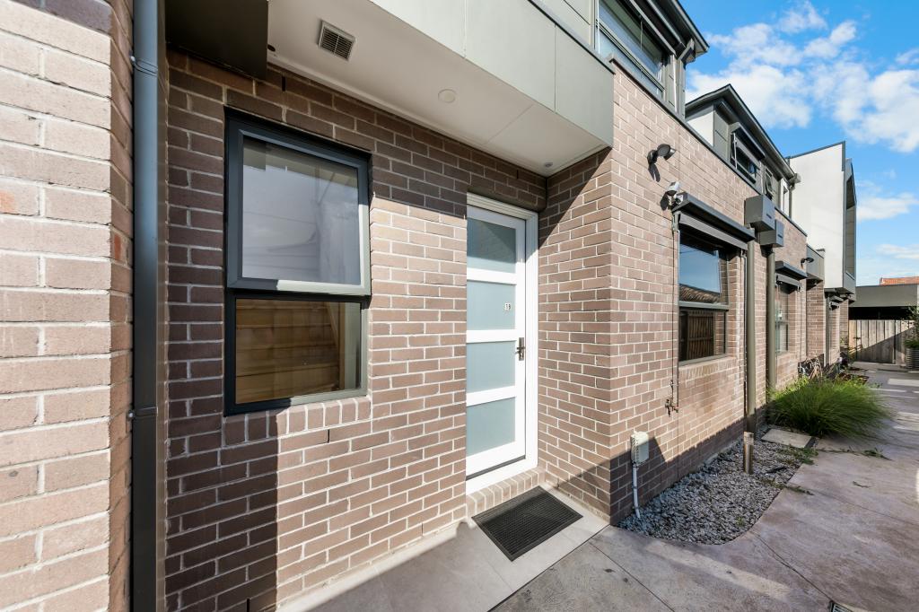 1b Balloan St, Coburg, VIC 3058