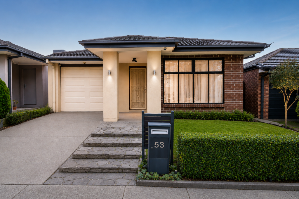 53 EYNESBURY VIEW, WOLLERT, VIC 3750